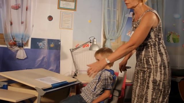 Выбор школьной парты и стула - разговор с ортопедом смотреть онлайн