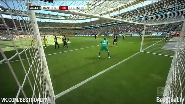 Айнтрахт Ф 1:0 Боруссия Д. Обзор матча и видео голов смотреть онлайн