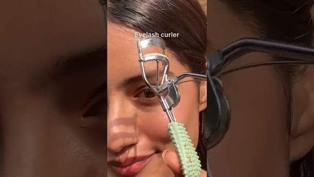 No Mascara Hack | #shorts | Mansi kukreja смотреть онлайн