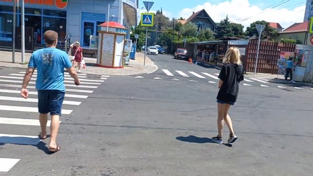 Сочи Адлер сегодня! 2 июня 2023 / Набережная/ Пляж Чайка / Отель Зорэмма смотреть онлайн