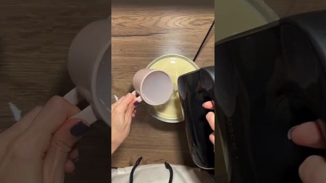 3?,2 кружки?,1,5 кружки муки, 3 ст л сахара, щепотка соли , 3 ст л подсолмасла,1 кружка кипятка смотреть онлайн