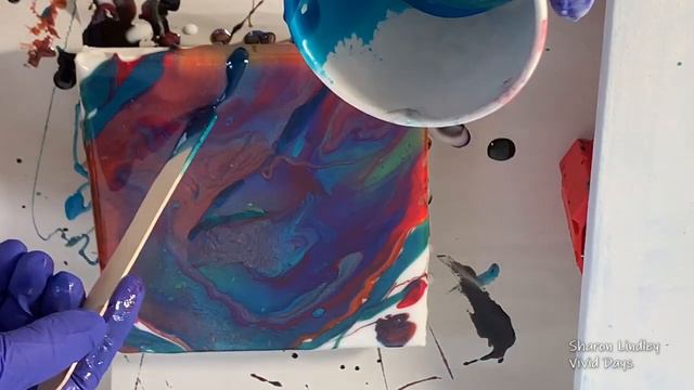 134 - Resin Art 4 of 6 - Fun Quick Mini Pieces - Flip Cup & Straw - Rezin Artze Pigments смотреть онлайн