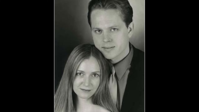 The Moeller Cello and Guitar Duo perform Sonata in E Major by Scarlatti смотреть онлайн