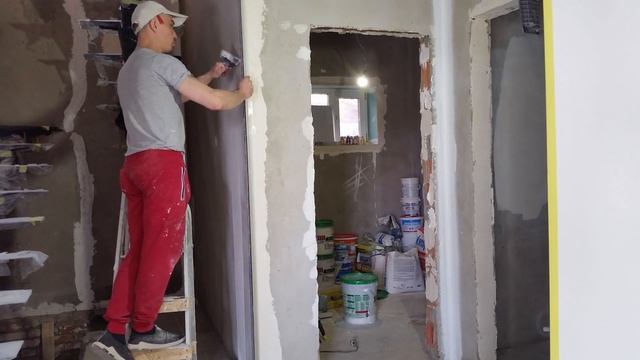 Как установить пластиковый штукатурный ( пвх )угол-защиту смотреть онлайн