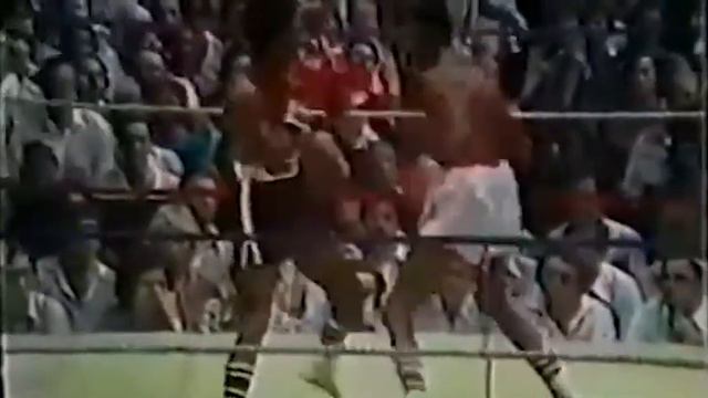 Thomas "The Hitman" Hearns Tribute смотреть онлайн