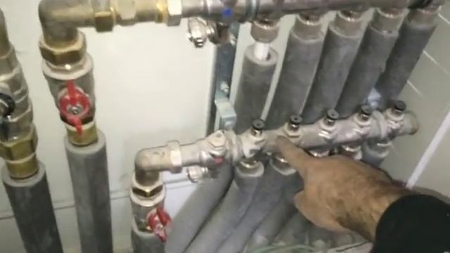 Подключить Varmann настенный регулятор vartronic 703403 и сервопривод смотреть онлайн