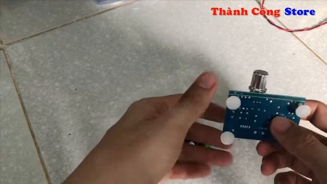 Mạch Hạ áp DC 1.25V-36V 8A XH-M401
