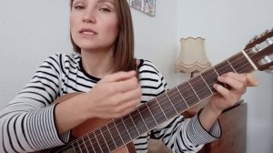 Дорога добра / Как играть на гитаре начинающим гитариста/ Простые аккорды и бой