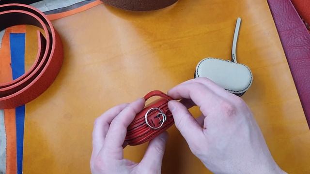 Чехол для наушников из натуральной кожи/leather case смотреть онлайн