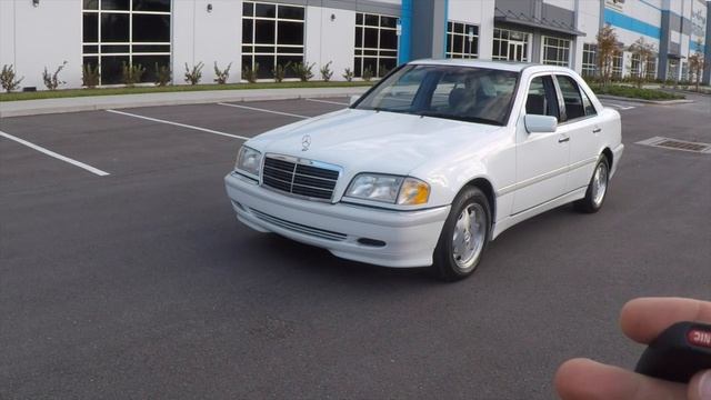 2000 Mercedes-Benz C230 Kompressor Walk-Around & Drive (No Commentary) смотреть онлайн