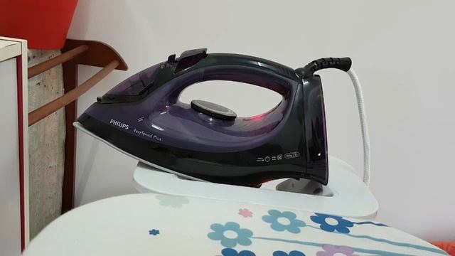 Philips Iron Calc Clean смотреть онлайн
