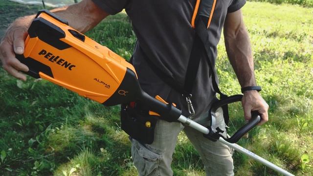 Meglio a BATTERIA o a BENZINA? Hands on: Decespugliatore Pellenc Excelion Alpha смотреть онлайн