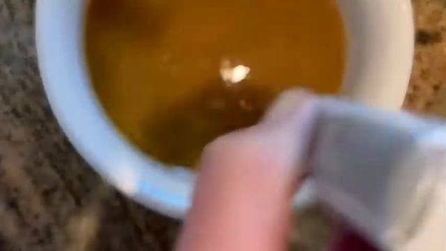 Blending Dressing with Tiny Immersion Blender смотреть онлайн