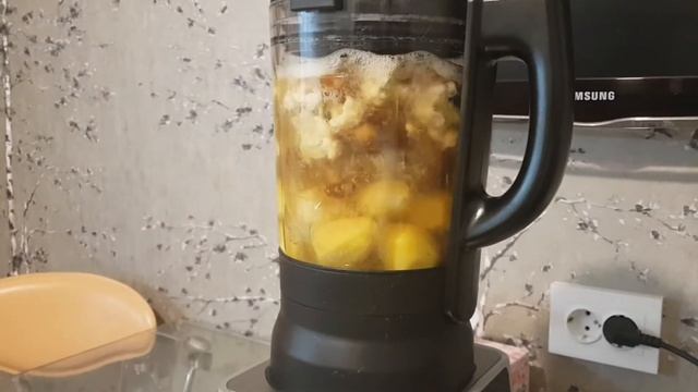 Суп пюре в блендер-суповарке Endever Sigma 88