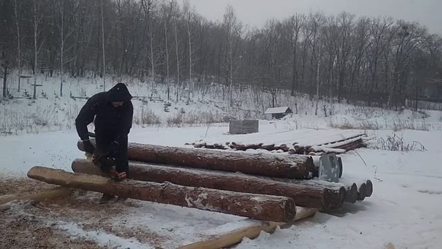 ошкуривание бревна короедом смотреть онлайн