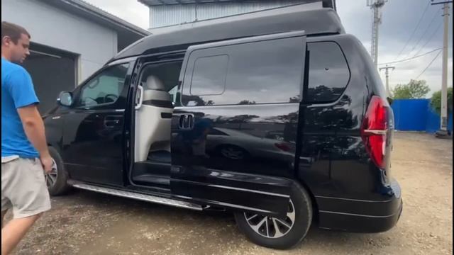 Установили электропривод левой сдвижной двери на Grand Starex Limousine 2020 года. смотреть онлайн