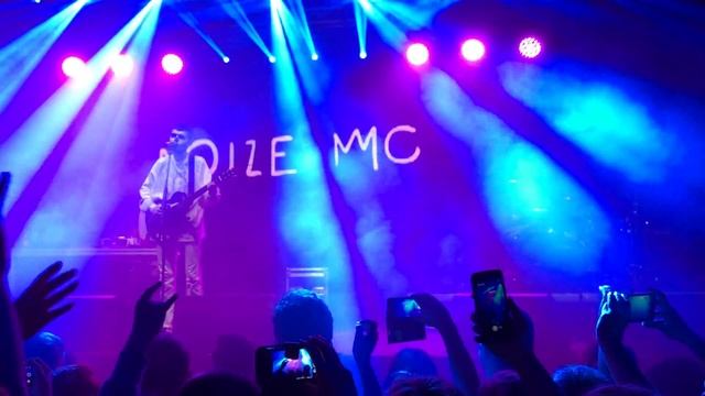 Noize MC Tele-club 2017 - Питерские крыши смотреть онлайн