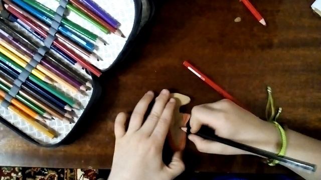 Раскрашивают тычковый нож смотреть онлайн