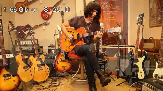 Tyler Bryant playing a 1966 Gibson ES-125 TDC смотреть онлайн