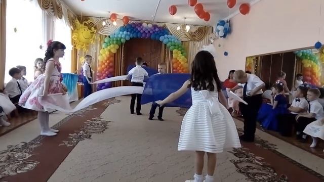 Танец "Облака" смотреть онлайн