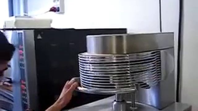 Пресс для пиццы смотреть онлайн