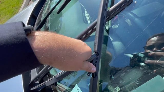 I Change the Wipers on my 2018 Kia Optima for the First Time! смотреть онлайн