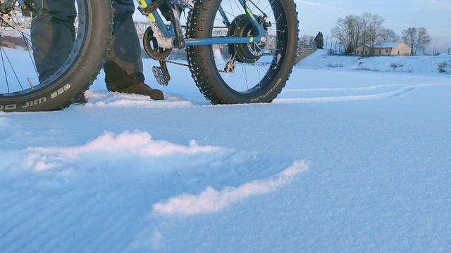 -15С, катаюсь по Волге, фэт 2 кВт, резина 4,8" (Чудеса монтажа) смотреть онлайн