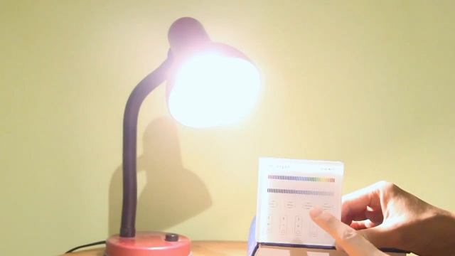Verbinden die LIGHTEU RGBW / RGBWW Fernbedienung Panel mit Lampe смотреть онлайн