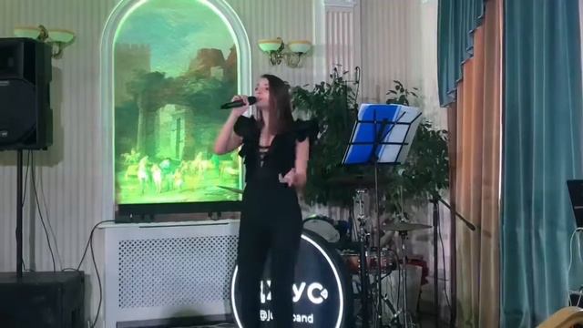 Вокалистка на велком зону Ростов-на-Дону Лаундж музыка смотреть онлайн