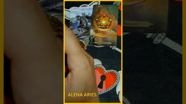 НЕПРЕДСКАЗУЕМЫЕ ПЕРЕМЕНЫ В БЛИЖАЙШЕМ БУДУЩЕМ? #shorts таро гадание/на любовь/на будущее/новые смотреть онлайн