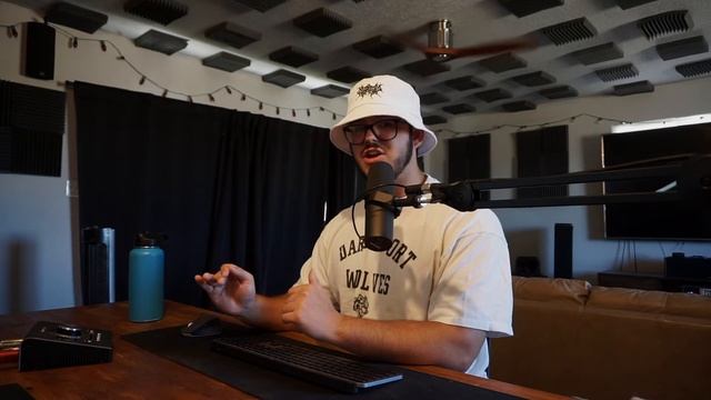 ADAM AUDIO T7V REVIEW in 2022! (HS8 Sound Comparison) смотреть онлайн