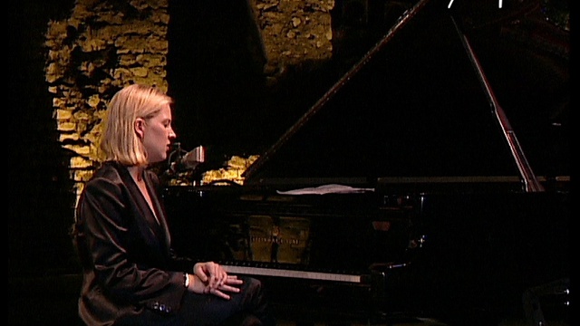 Diana Krall - "I've Got You Under My Skin" - LIVE 1998 смотреть онлайн
