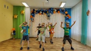 Танец мальчиков "Крутые пацаны" на выпускном в детском саду 2023 ?