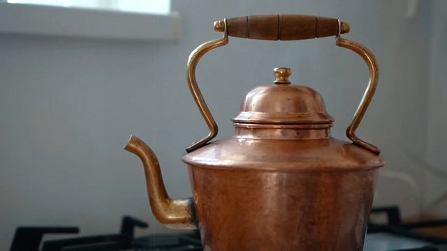 Как почистить медный чайник смотреть онлайн