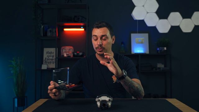 Cinematic Footage with DJI Mini 4 Pro? Here’s How! смотреть онлайн