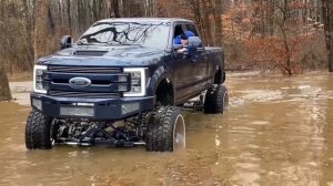 Я КУПИЛ ПИКАП за $102,000 ДЛЯ ТЕСТОВ | Whistlin Diesel на русском