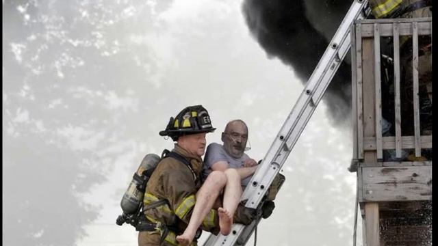 Поздравление c 23 февраля от сайта consultagency.ru - Весело! смотреть онлайн