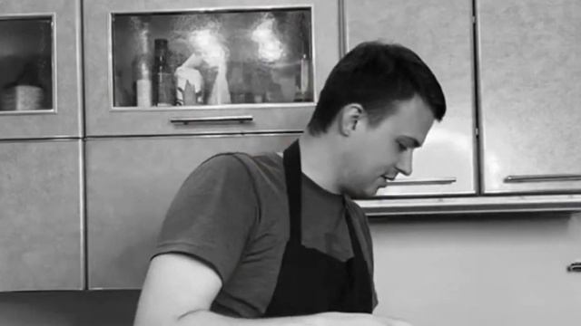 КАК ПРАВИЛЬНО ГОТОВИТЬ СЫРНИКИ | РЕЦЕПТ СЫРНИКОВ #сырникирецепт смотреть онлайн