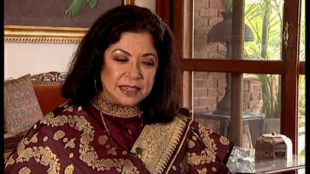 Orgulho da India Ritu Kumar смотреть онлайн