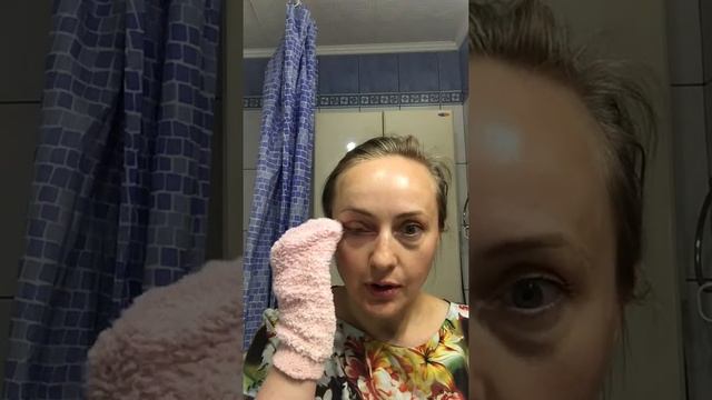 Снимаем макияж без химии, только водой!!! смотреть онлайн