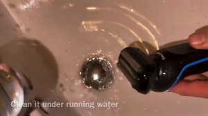 How to clean your Braun Series 5 wet und dry Electric Shaver under running water (wet cleaning) DIY