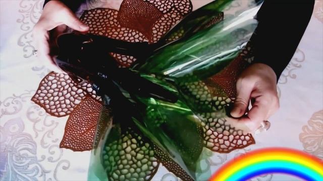 Из БУТЫЛОК и СТАКАНЧИКОВ! смотреть онлайн