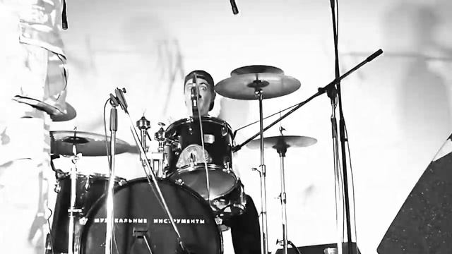 Потолок - Убегаю по краю.(18.03.2016г.Cyber Snake TV Fest в Липецке) смотреть онлайн