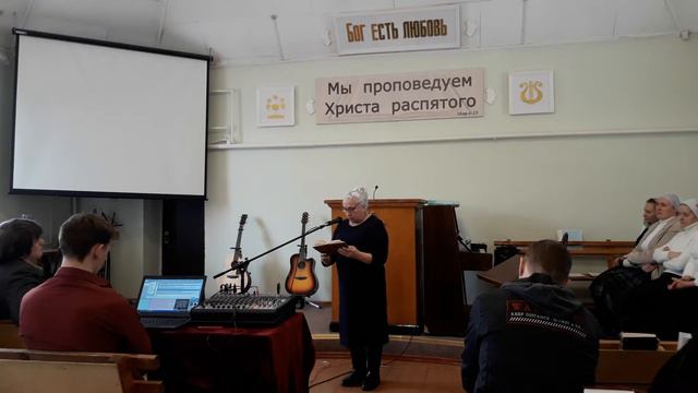 Молятся люди на всех континентах... смотреть онлайн