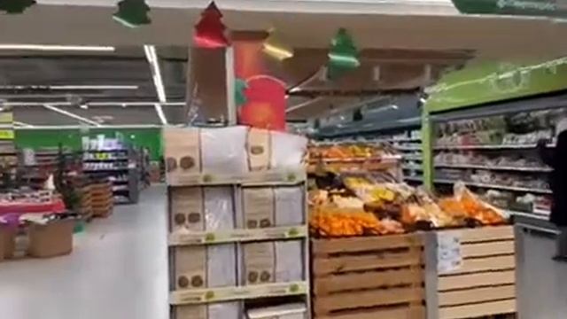 Аренда торговых площадей в ТЦ Идея смотреть онлайн
