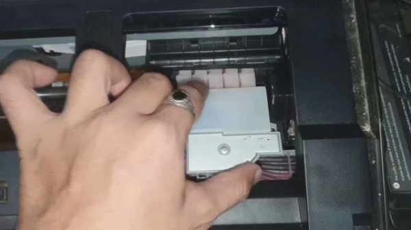 Epson L1300 printhead problem