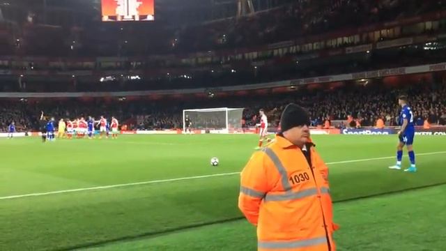 Sanchez Attacked On The Pitch By Jealous Footballer смотреть онлайн