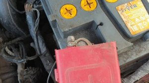 Рено меган 2 не заводится low battery и работает вентилятор радиатора