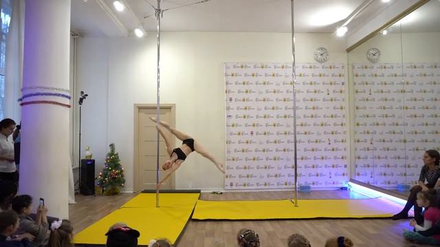 Chmel Veronika Fashion Fitness Studio смотреть онлайн