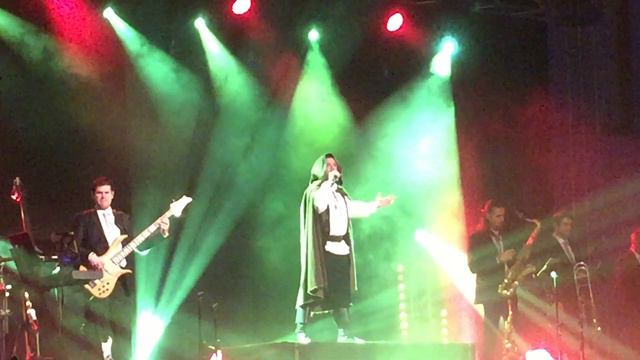 Franck Luca Le temps des cathédrales extrait live смотреть онлайн